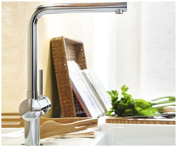 Змішувач GROHE Vento 30425000