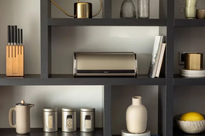 Хлібниця Brabantia з кришкою | 17.3 х 44.5 х 26.2 см (304804)