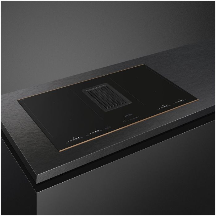 Варильна поверхня Smeg HOBD682R1