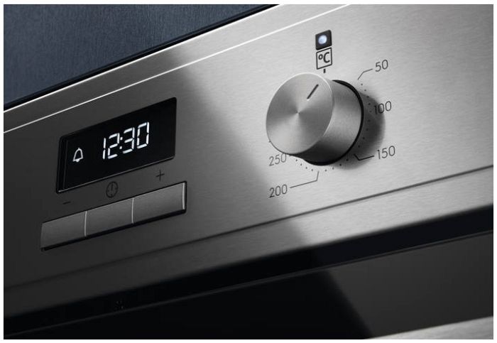 Духова шафа Electrolux OEF3H30X