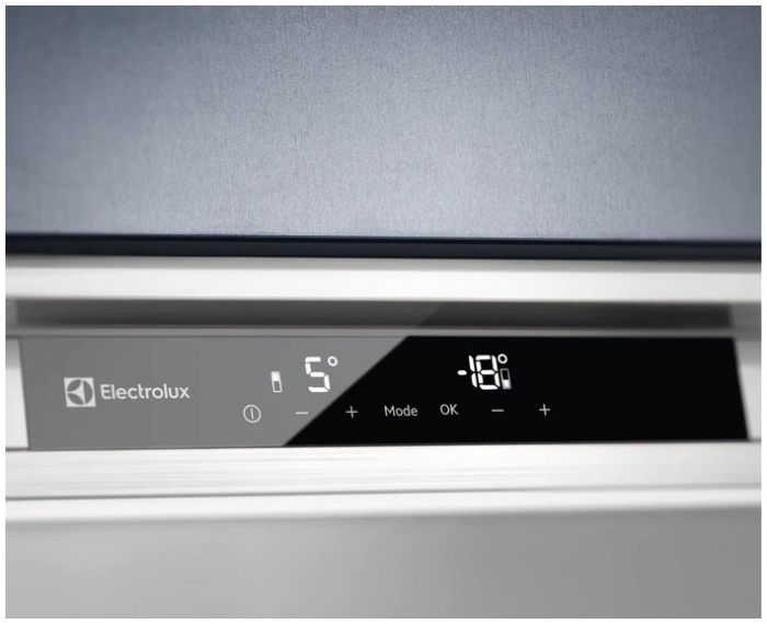 Холодильник Electrolux RNS7TE18S