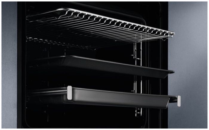 Духова шафа Electrolux OKE6P77WX