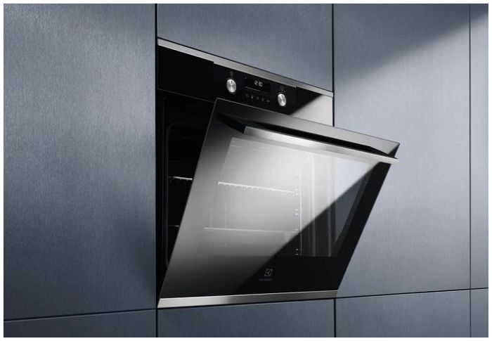 Духова шафа Electrolux OKE6P77WX