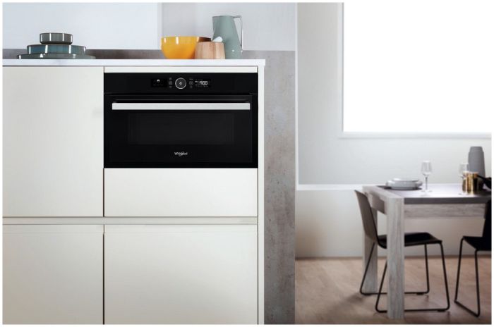 Мікрохвильова піч Whirlpool AMW 731 NB