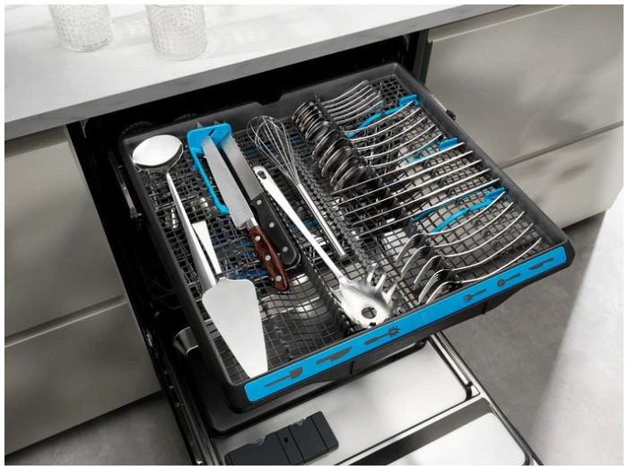 Посудомийна машина Electrolux EEA913100L