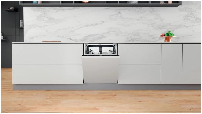 Посудомийна машина Whirlpool WIO 3 C 33 E 6.5