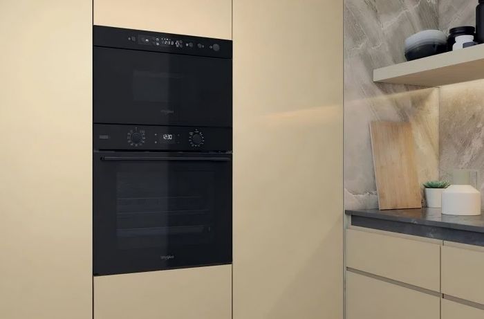 Мікрохвильова піч Whirlpool MBNA920B